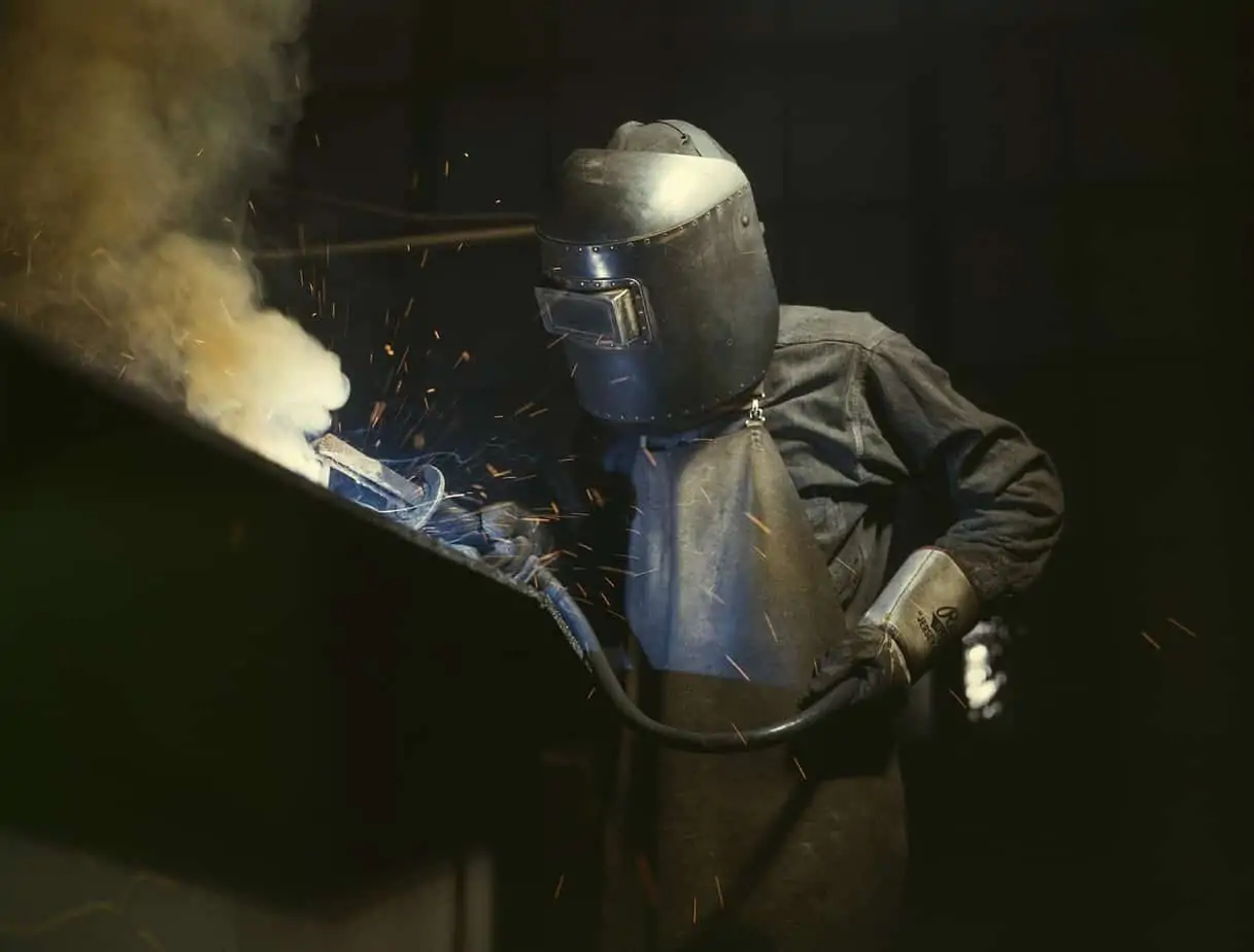 Why Use a Leather Welding Apron?