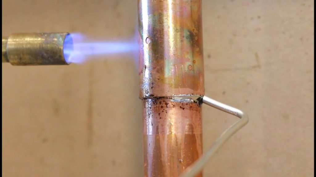 welding copper pipe